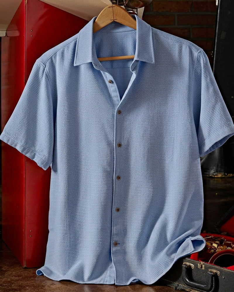 Men's Light Blue Solid Collared Short Sleeve Shirt
