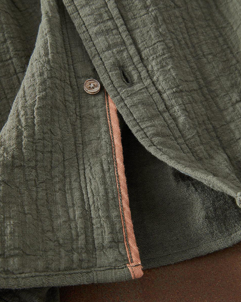 Men's Dual Pocket Textured Shirt