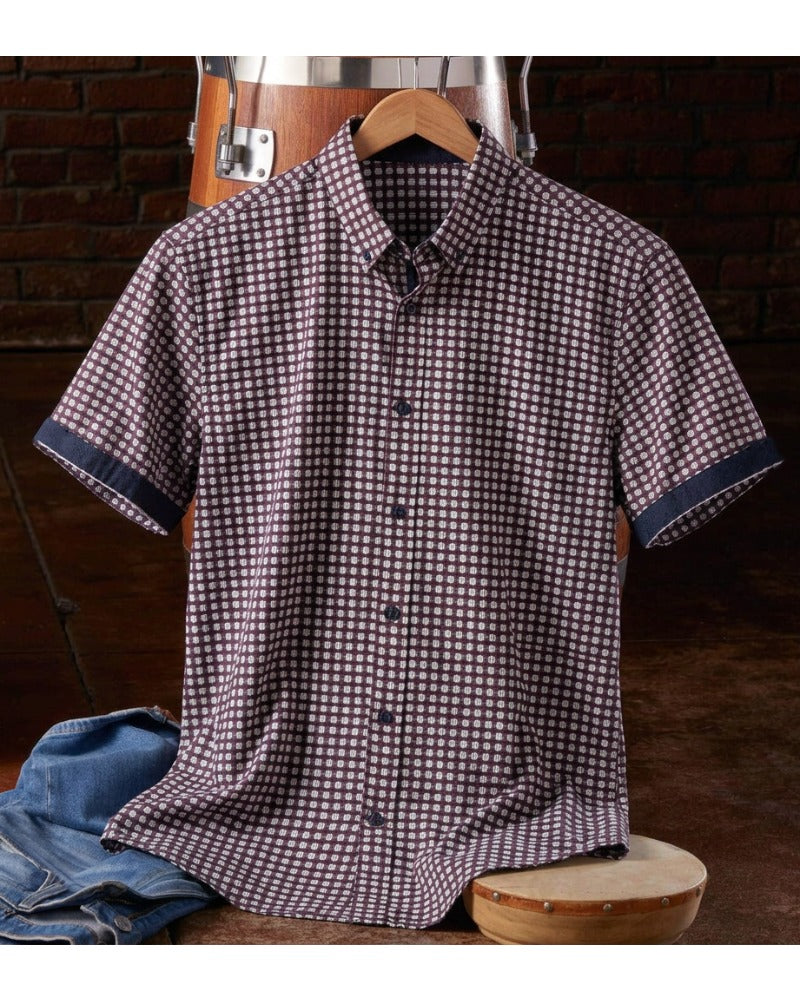Contrast Colored Trim Short Sleeve Shirt