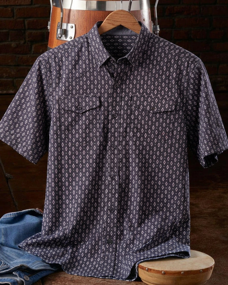 Black Base Diamond Printed Snap Short Sleeve Shirt