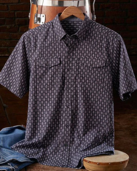 Black Base Diamond Printed Snap Short Sleeve Shirt