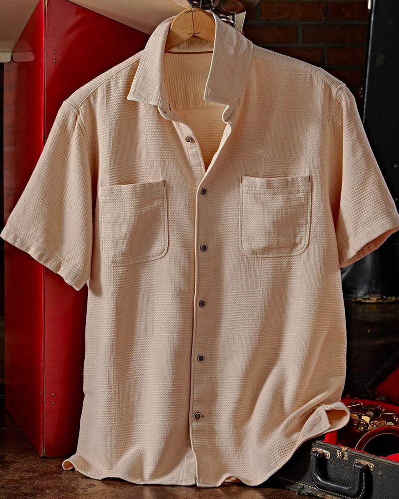 Men's Short Sleeve Button-Up Shirt